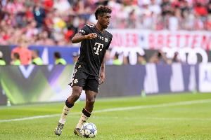 记者：科曼将于今天飞往中国香港，随后与利雅得胜利签约