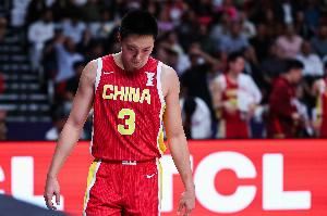 媒体人：我们只是差了一点点运气 中国男篮全队有遗憾但没有抱怨