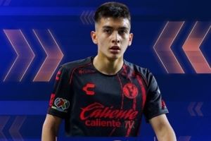 17岁身价450万欧！每体：巴萨关注17岁墨西哥中场莫拉