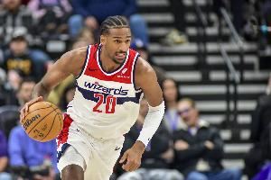 奇才主教练：面对内线球队独行侠 萨尔成为了我们的防守支柱