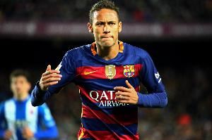 拉菲尼亚评巴萨最强巴西人:内马尔居首,小罗次席里瓦尔多第三