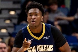 奎因：我是球队第五得分手 但锡安墨菲信任我 让我用自己方式打球